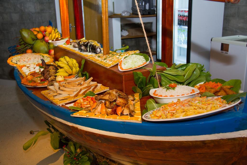 Alvi Star Inn Thulhaadhoo エクステリア 写真