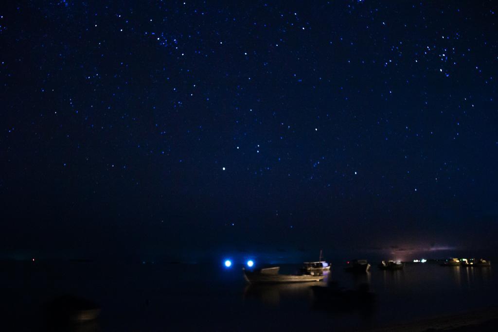 Alvi Star Inn Thulhaadhoo エクステリア 写真