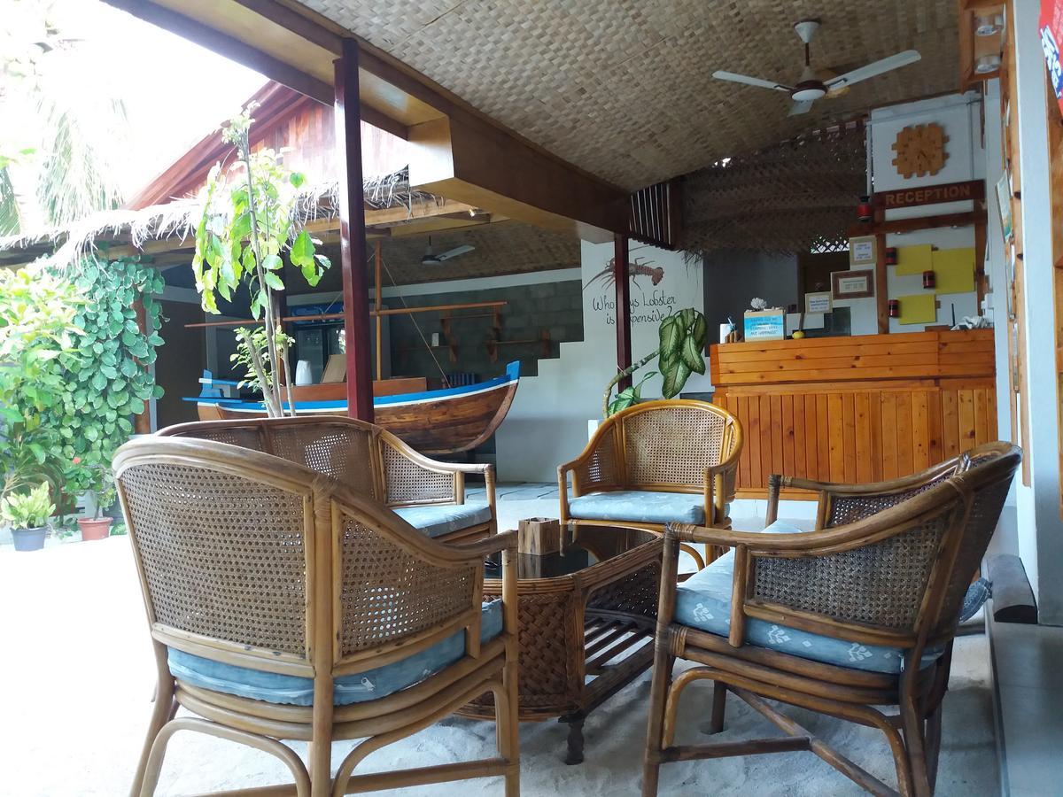 Alvi Star Inn Thulhaadhoo エクステリア 写真