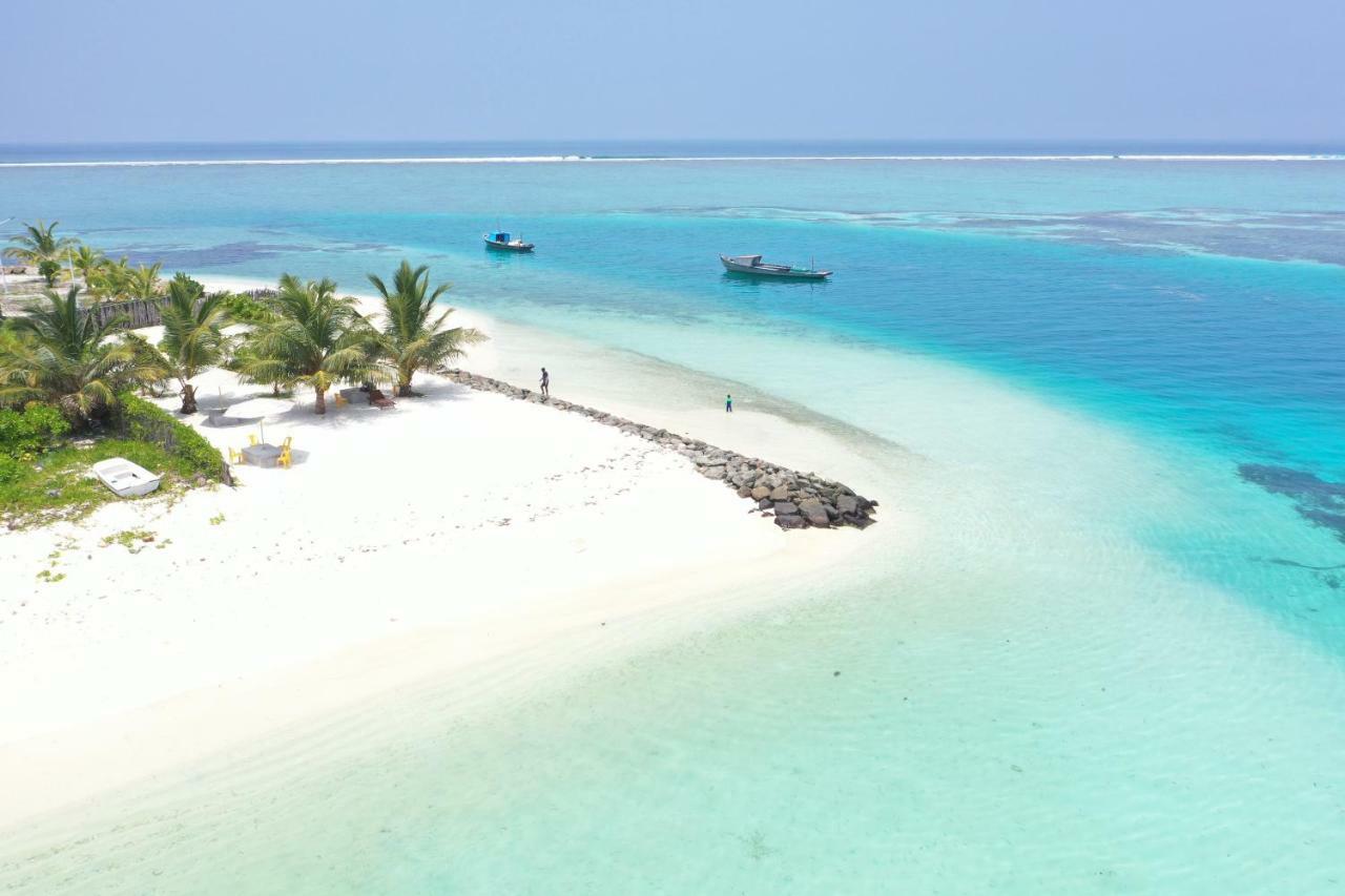 Alvi Star Inn Thulhaadhoo エクステリア 写真